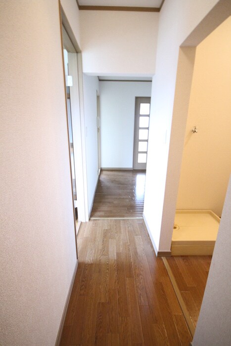 スクウェアーコートの収納