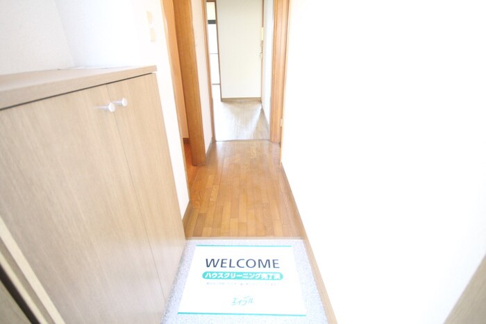 物件内観写真22　(玄関)