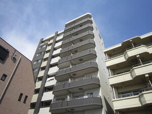 ﾗｸﾞﾗ-ｽﾀﾞｲﾔﾓﾝﾄﾞﾏﾝｼｮﾝ桜上水(202)外観写真