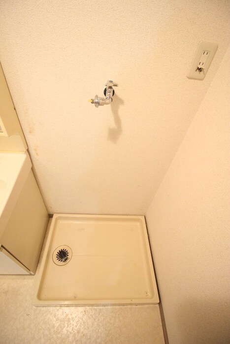 物件内観写真19　(洗濯機置場)