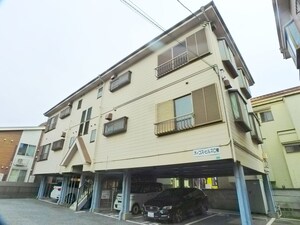 オイコスヒルズＣ棟外観写真
