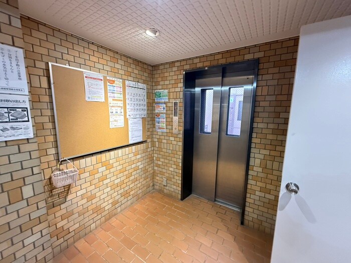 物件外観写真3　(建物設備)