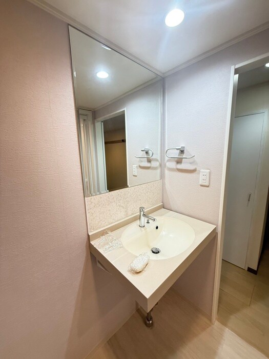 物件内観写真10　(洗面)