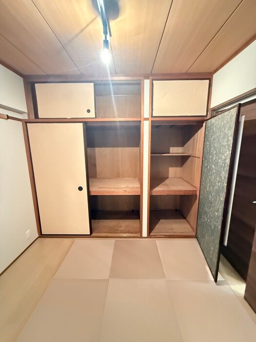 物件内観写真17　(収納)