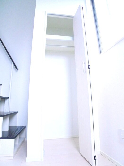 物件内観写真7　(収納)