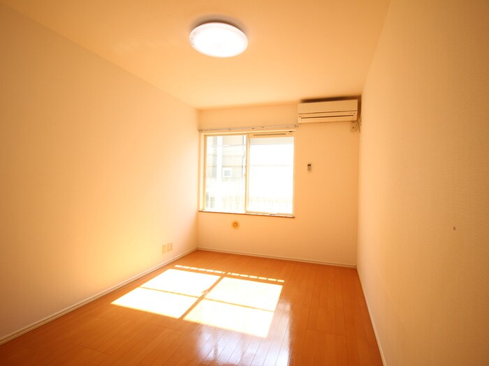 物件内観写真18　(居室)