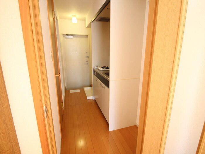 物件内観写真21　(廊下)