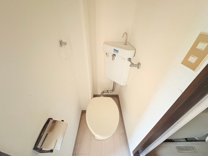 物件内観写真12　(トイレ)