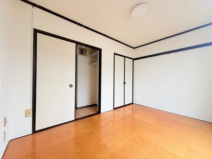 物件内観写真21　(居室)