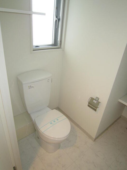 物件内観写真15　(トイレ)