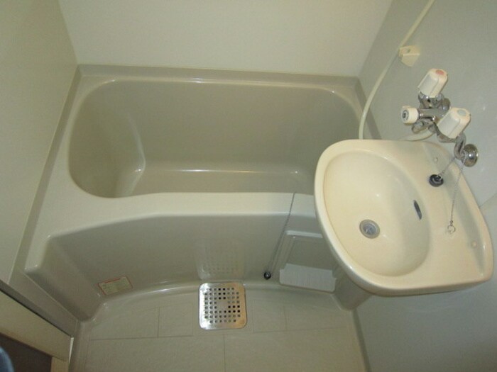 物件内観写真6　(バス／シャワールーム等)