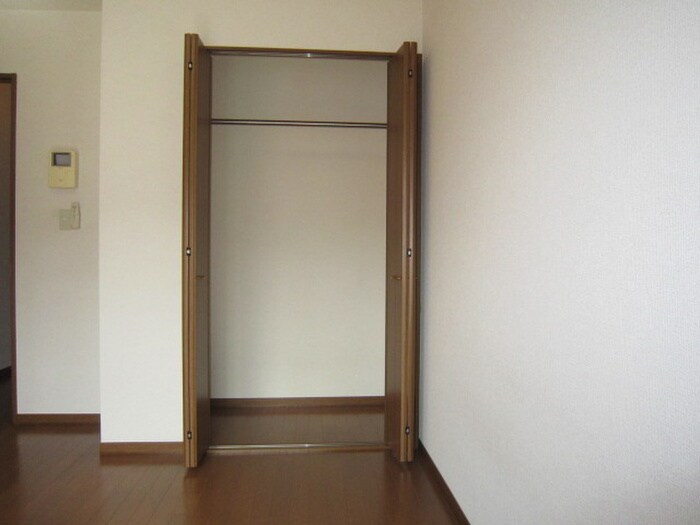 物件内観写真9　(収納)