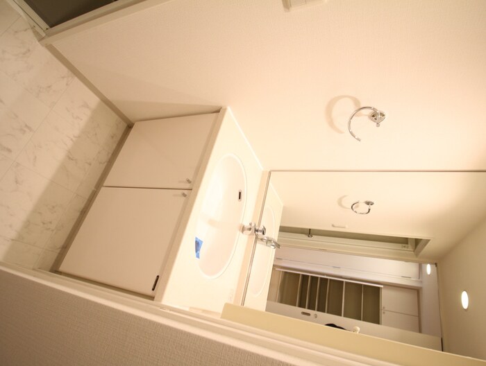 物件内観写真13　(洗面)