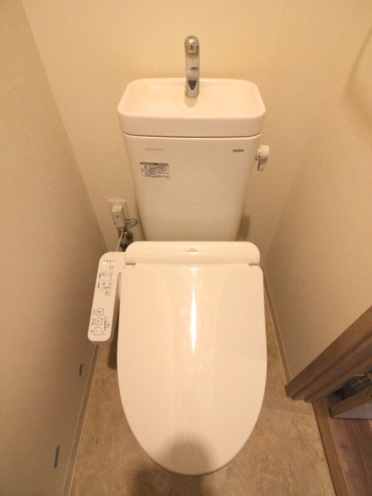 物件内観写真11　(トイレ)