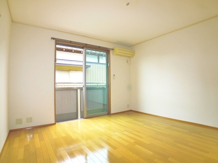 物件内観写真5　(居室)