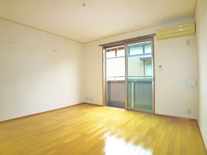 物件内観写真20　(室内からの展望)