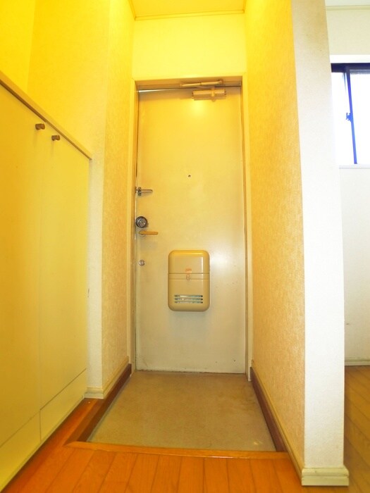 物件内観写真18　(廊下)