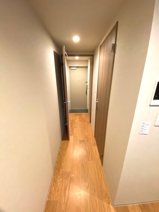物件内観写真17　(廊下)