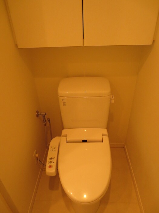 物件内観写真14　(トイレ)