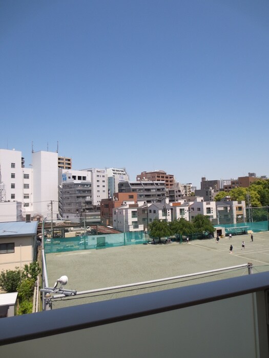 物件内観写真16　(室内からの展望)