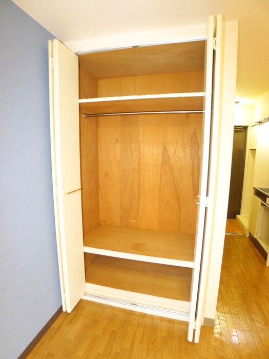 物件内観写真7　(収納)