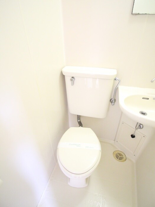 物件内観写真14　(トイレ)