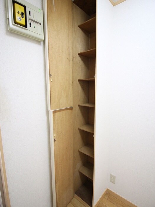 物件内観写真12　(靴箱)