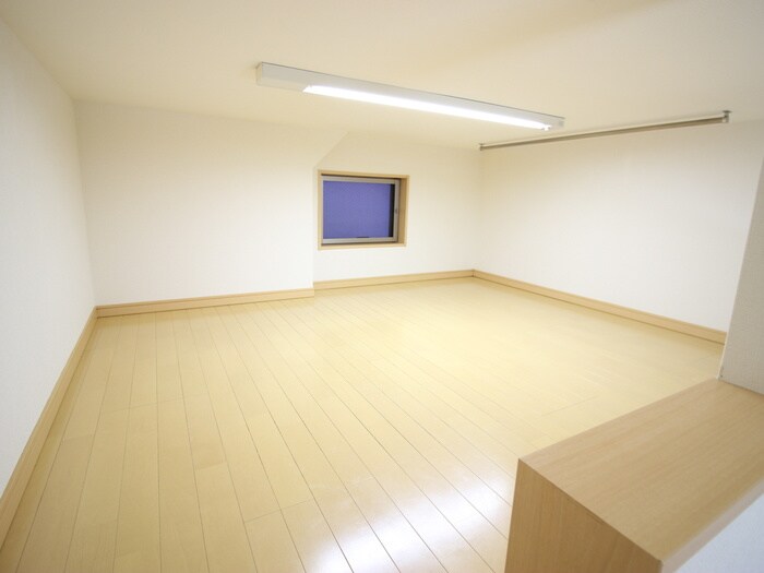 物件内観写真10　(ロフト)