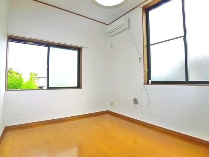 物件内観写真8　(居室)