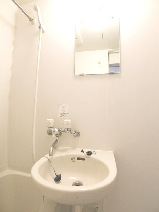 物件内観写真11　(洗面)