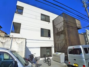 アバンデール四季野外観写真