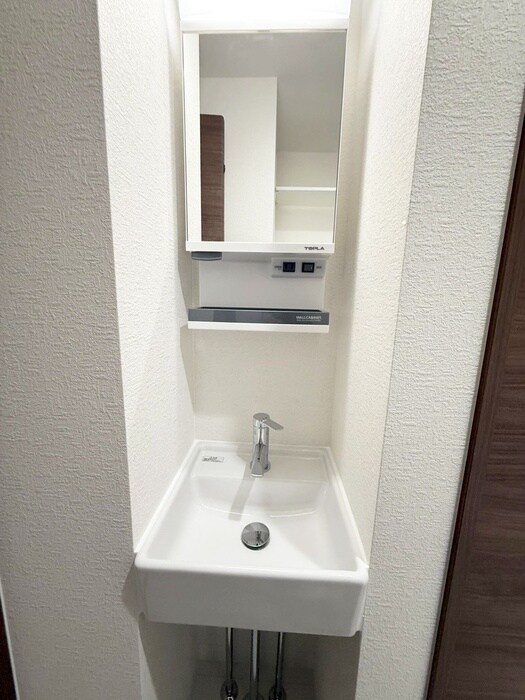 物件内観写真11　(洗面)