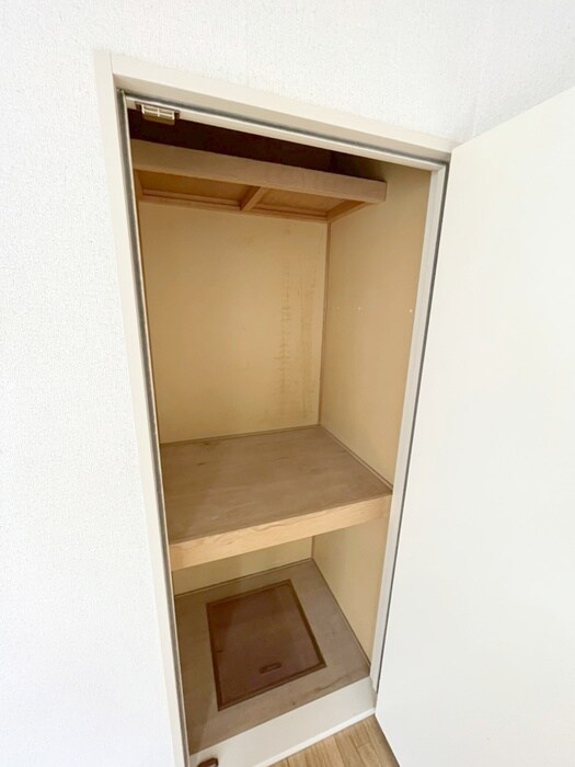 物件内観写真14　(収納)