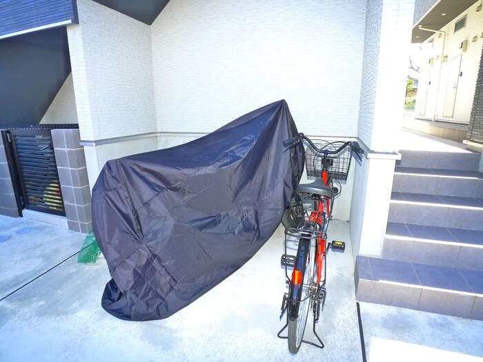 物件外観写真5　(駐輪場)
