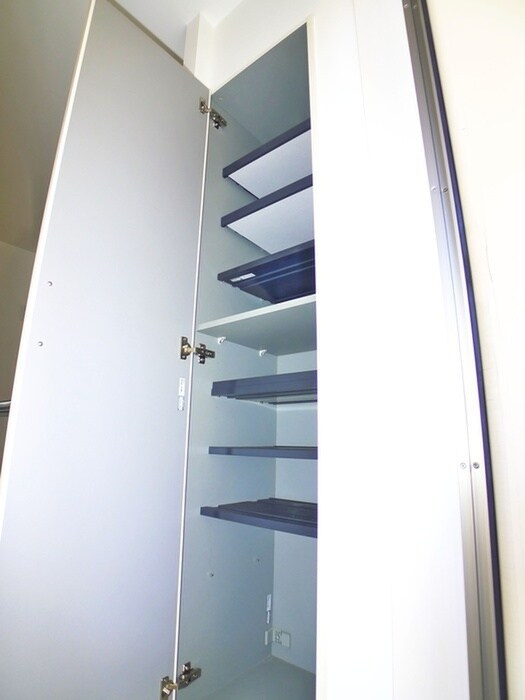 物件内観写真11　(靴箱)