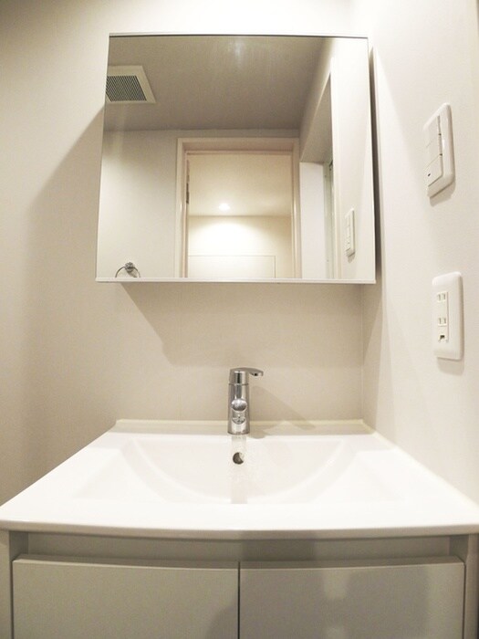 物件内観写真14　(洗面)