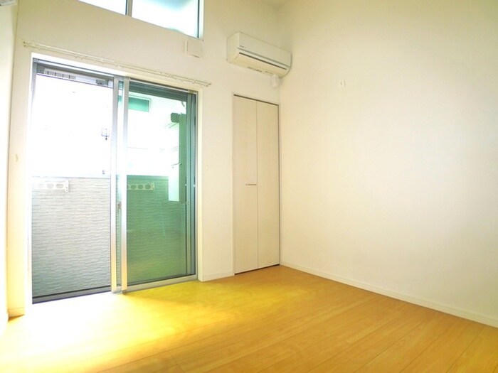 物件内観写真19　(居室)