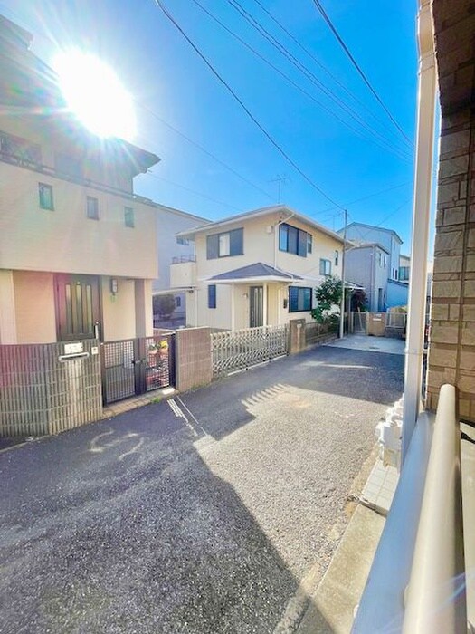 物件内観写真17　(室内からの展望)