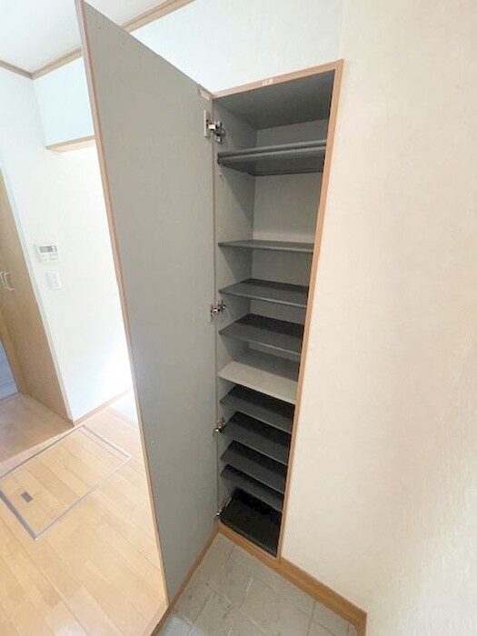 物件内観写真21　(靴箱)