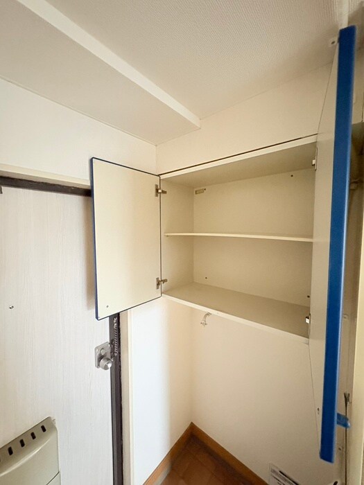 物件内観写真9　(靴箱)