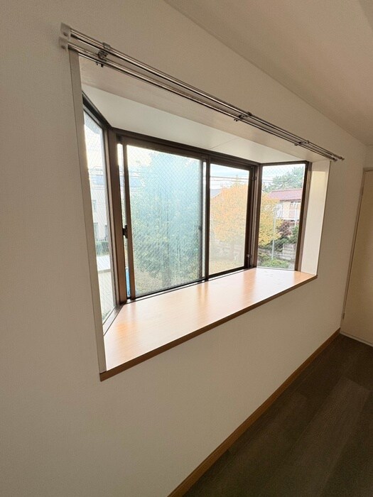 物件内観写真14　(室内からの展望)