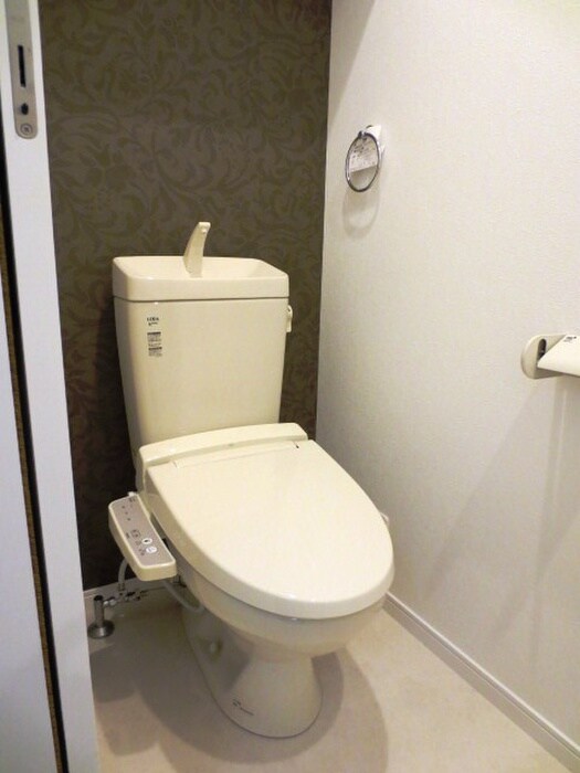 物件内観写真14　(トイレ)