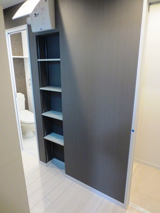 物件内観写真21　(廊下)