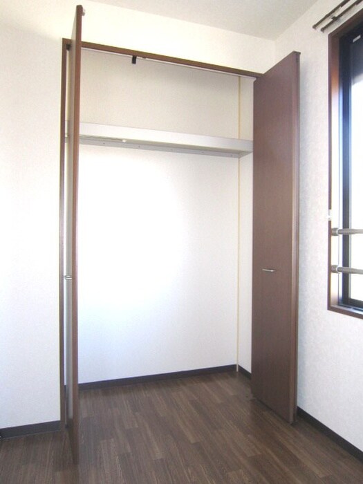 物件内観写真9　(収納)