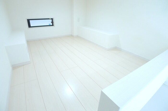 物件内観写真11　(ロフト)