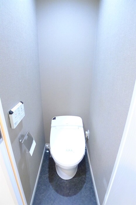 物件内観写真15　(トイレ)