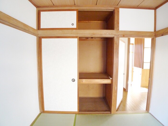 物件内観写真13　(収納)