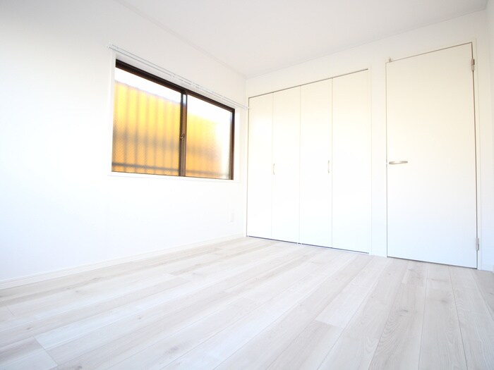 物件内観写真9　(居室)