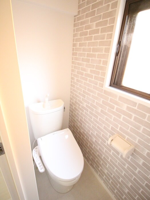 物件内観写真13　(トイレ)