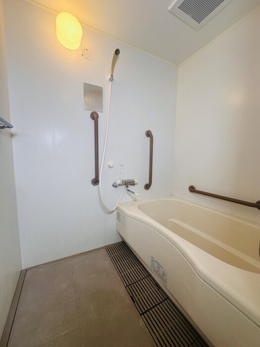 物件内観写真12　(バス／シャワールーム等)